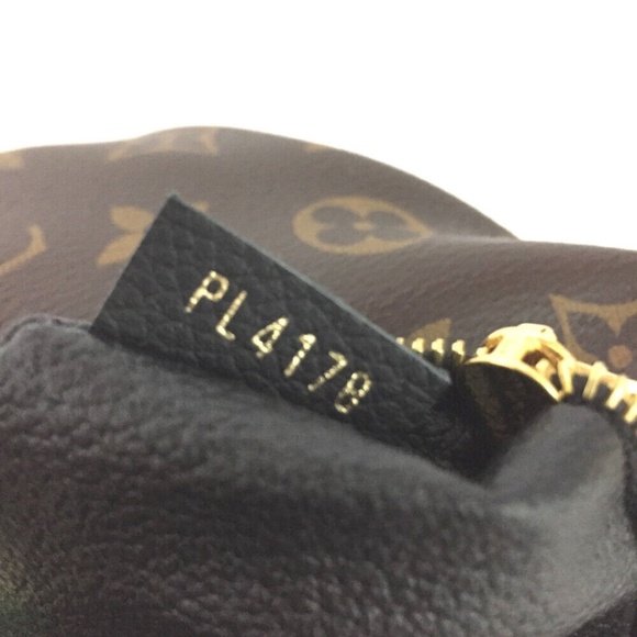 Louis Vuitton Monogram Pallas Beauty Case Clutch - Picture 13 of 13